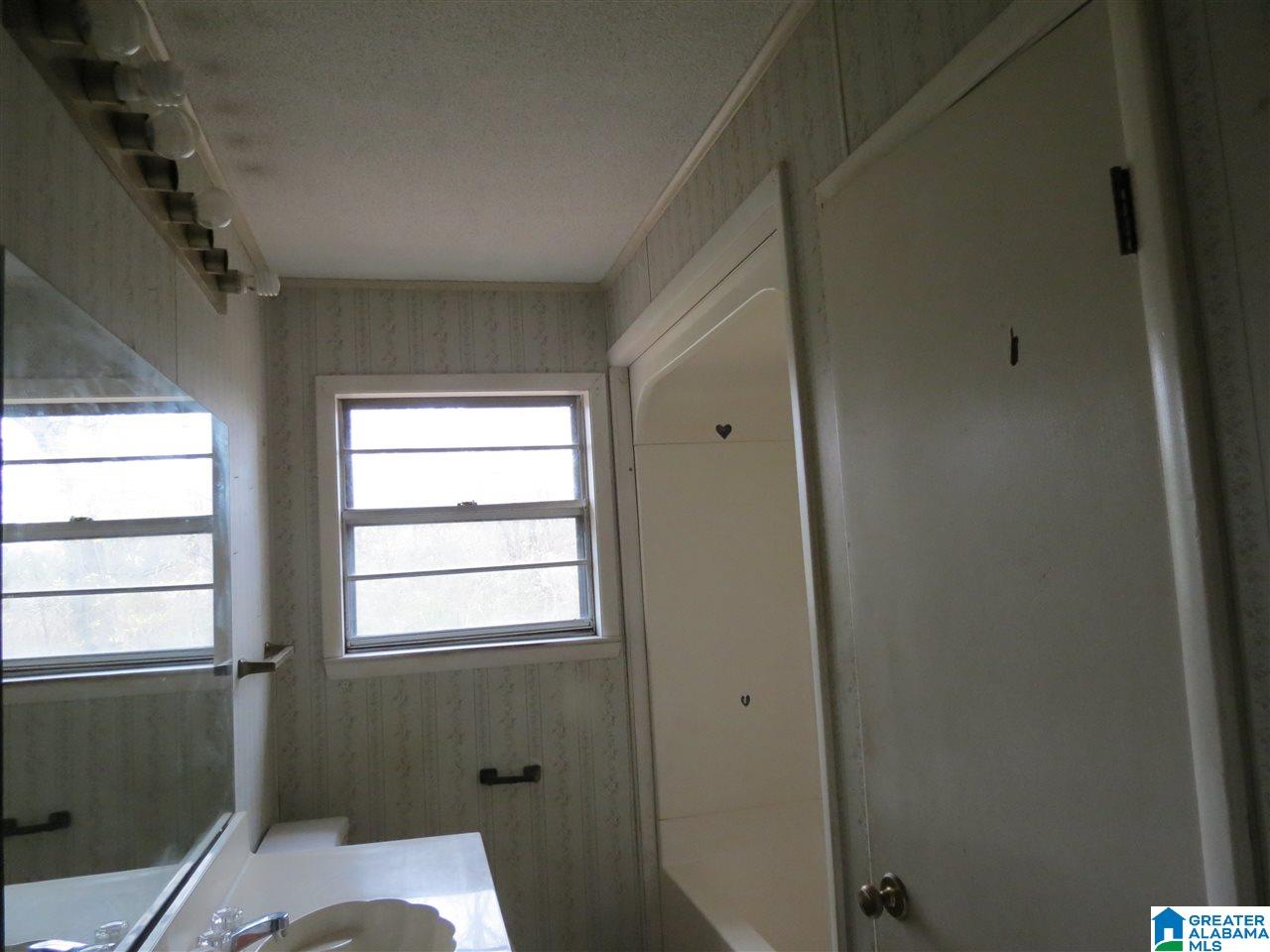3130 Nail Road Warrior, AL 35180 - Photo 11 of 17