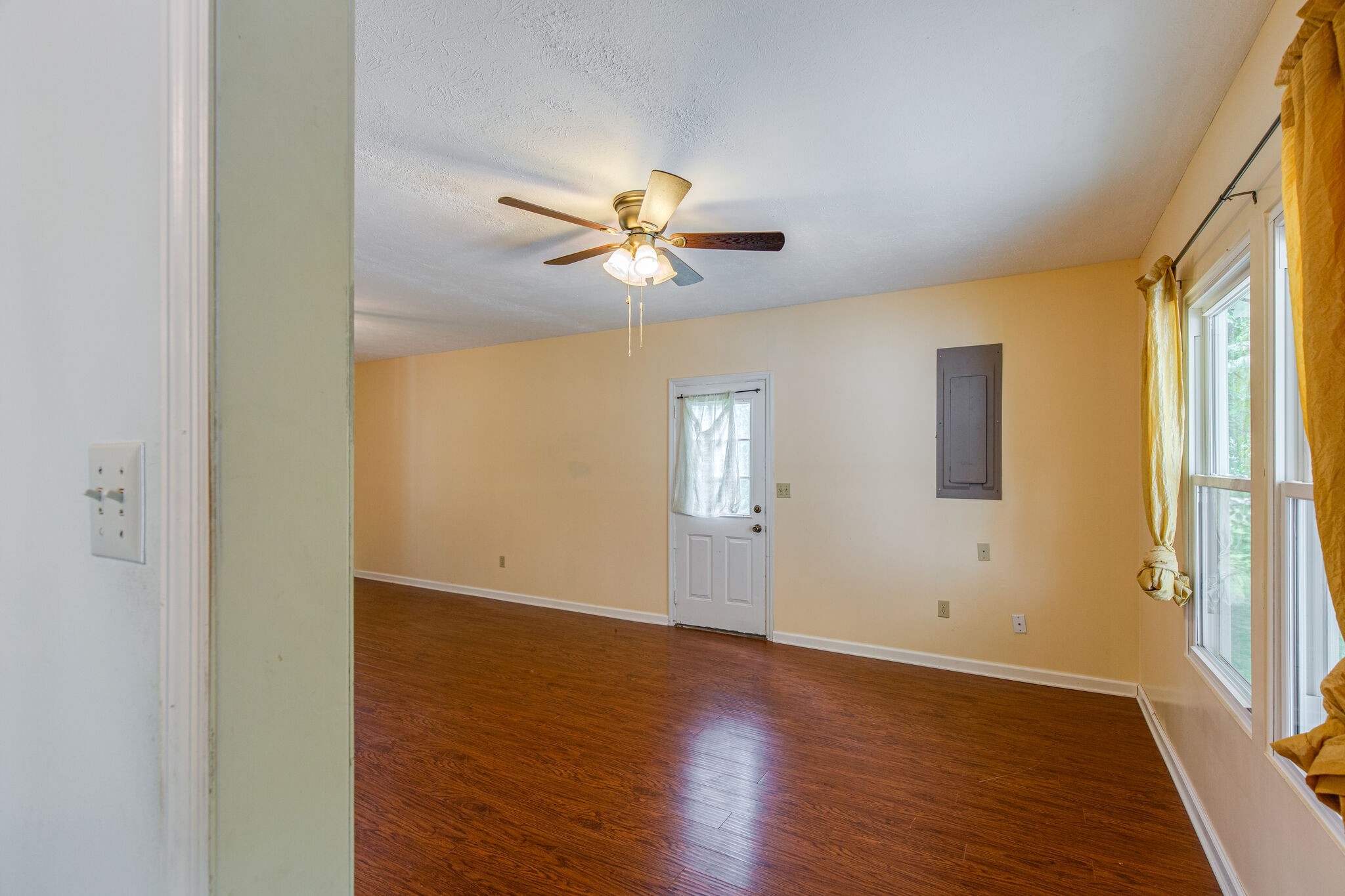 224 Old Columbia Road Dickson, TN 37055 - Photo 11 of 26 Gallery Image 11