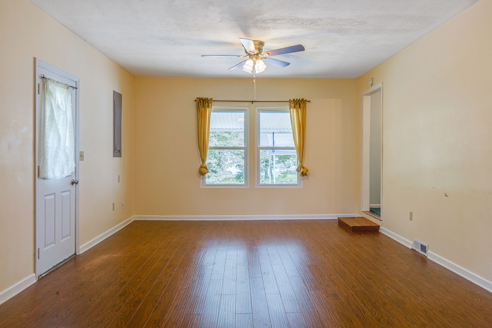 224 Old Columbia Road Dickson, TN 37055 - Photo 12 of 26 Gallery Image 12