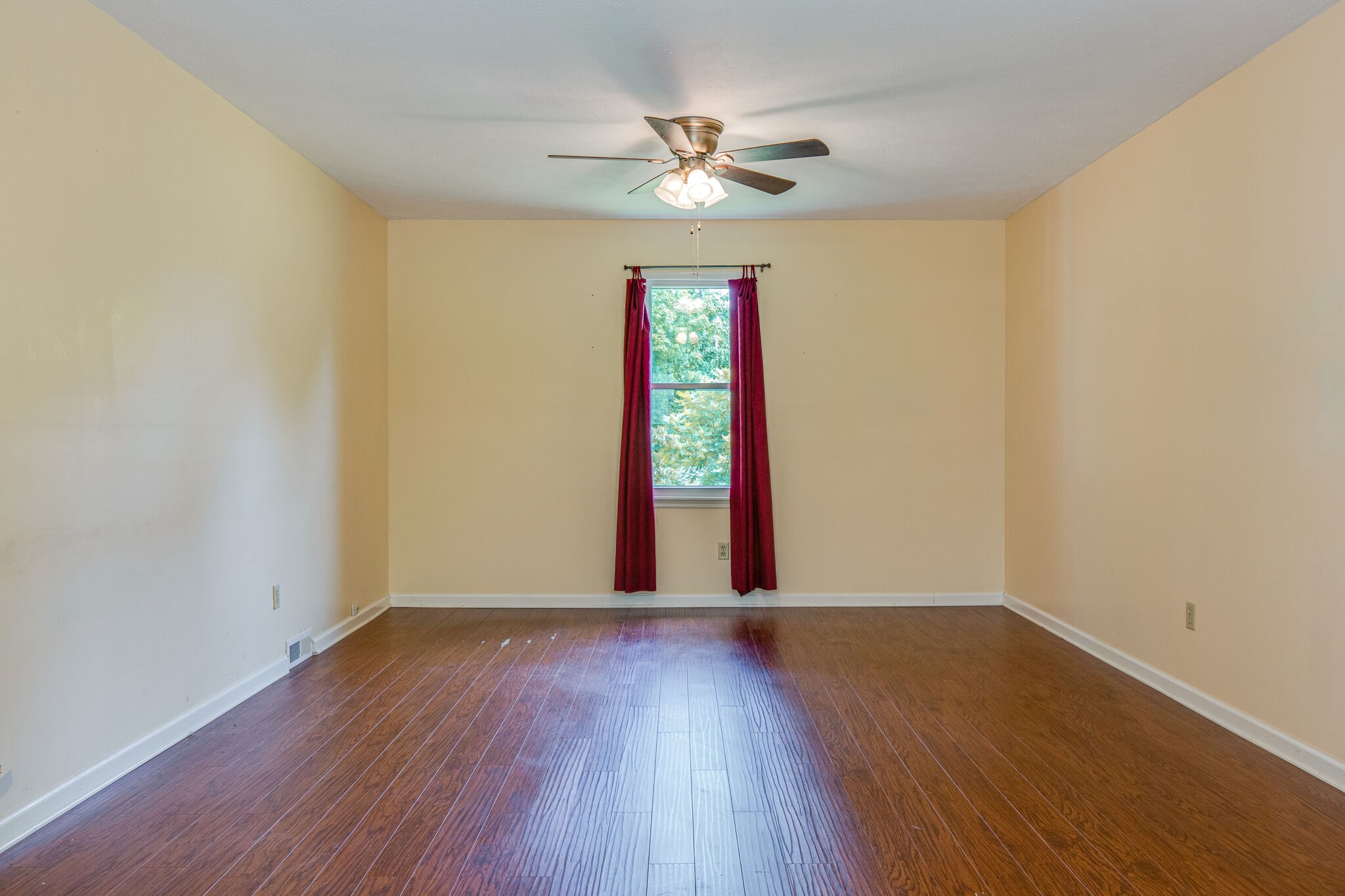 224 Old Columbia Road Dickson, TN 37055 - Photo 13 of 26 Gallery Image 13