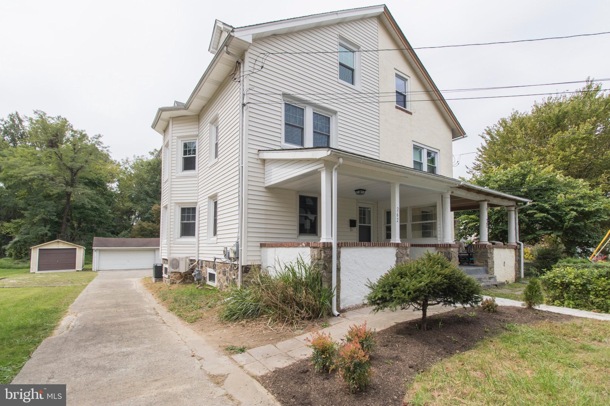 262 Highland Avenue Wayne, PA 19087 - Photo 2 of 2