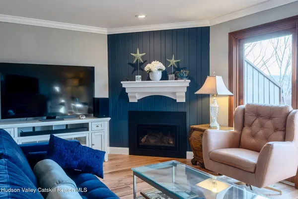 $399,900 | 10 Rondout Harbor, Port Ewen, NY 12466