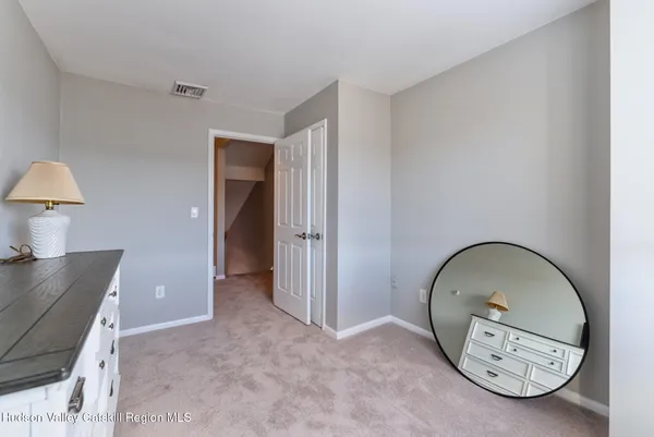 $399,900 | 10 Rondout Harbor, Port Ewen, NY 12466