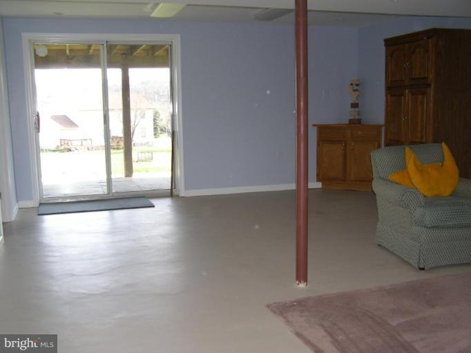 1203 Brookview Road Towson, MD 21286 - Photo 21 of 25 a view of an empty room and window