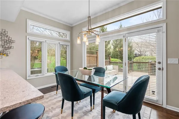 $775,000 | 5004 West 128th Street, Leawood, KS 66209