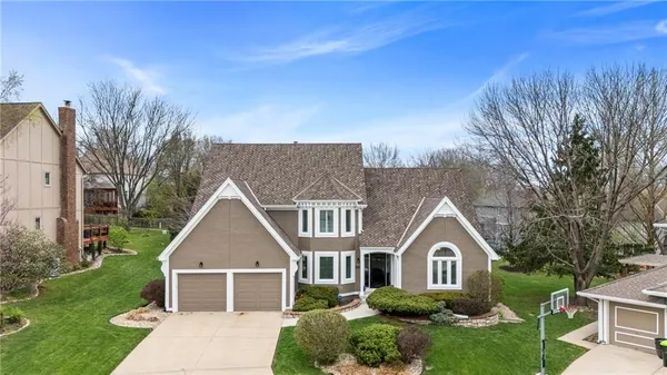 $775,000 | 5004 West 128th Street, Leawood, KS 66209