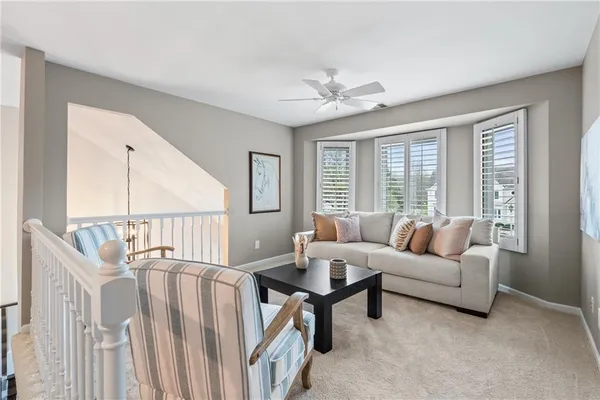 $775,000 | 5004 West 128th Street, Leawood, KS 66209
