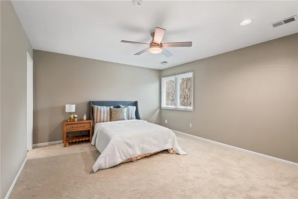 $775,000 | 5004 West 128th Street, Leawood, KS 66209