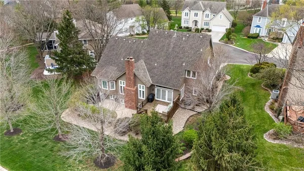 $775,000 | 5004 West 128th Street, Leawood, KS 66209