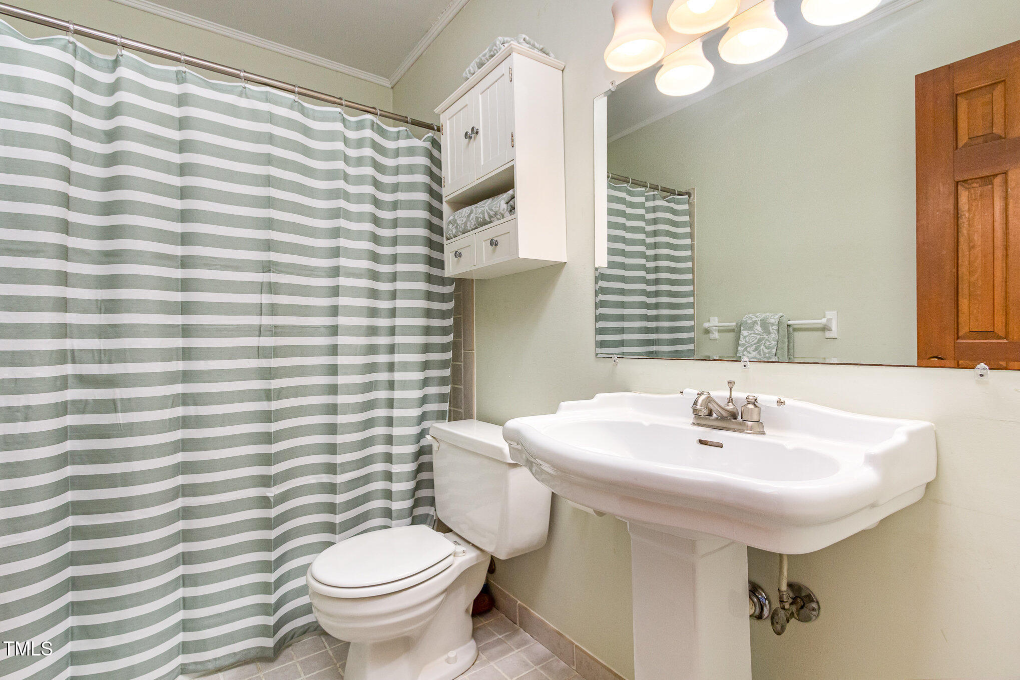 3101 Rutledge Court Raleigh, NC 27613 - Photo 19 of 44 036_img_9398-edit_121