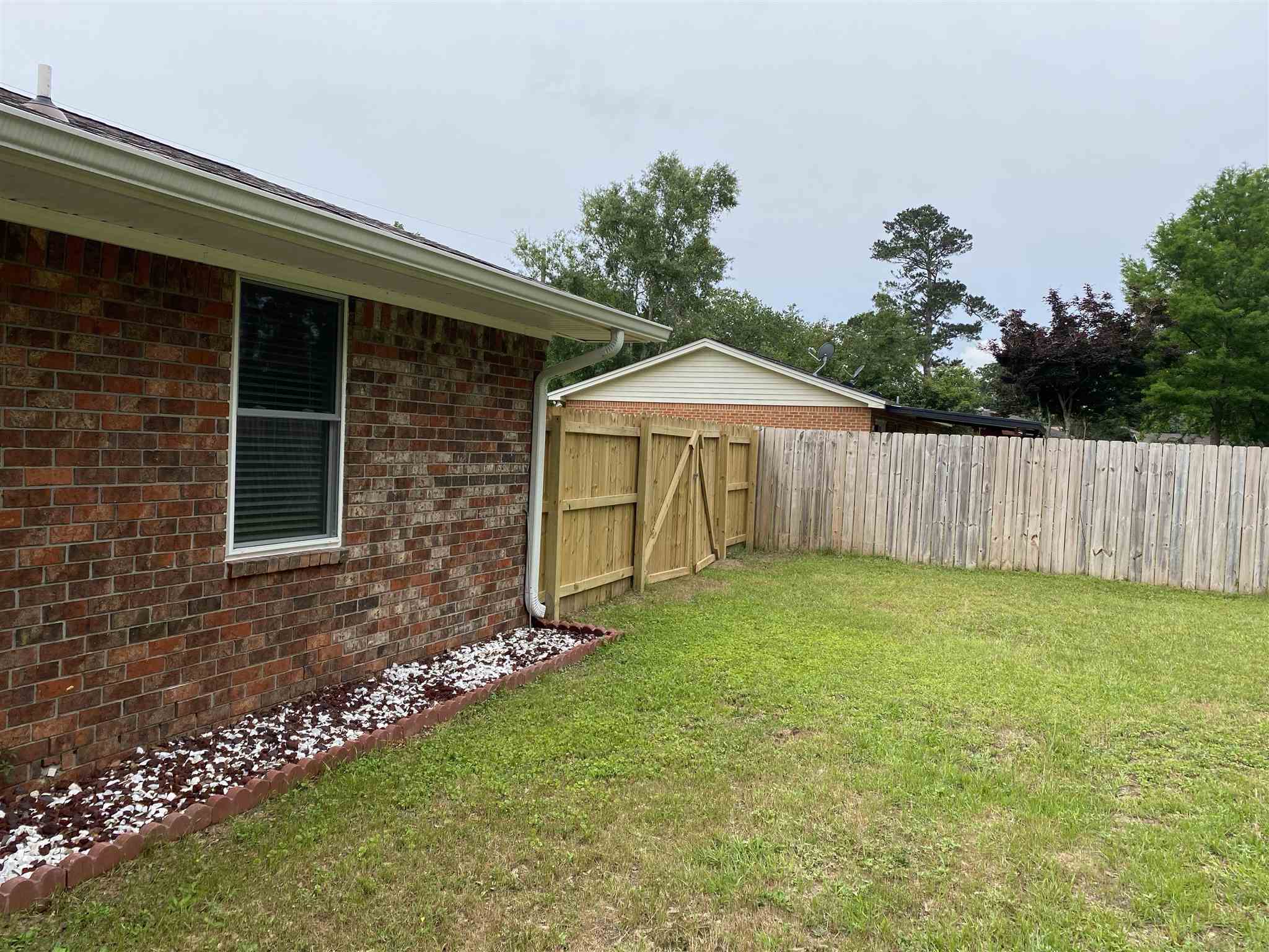 4644 Rambling Way Pace, FL 32571 - Photo 4 of 36