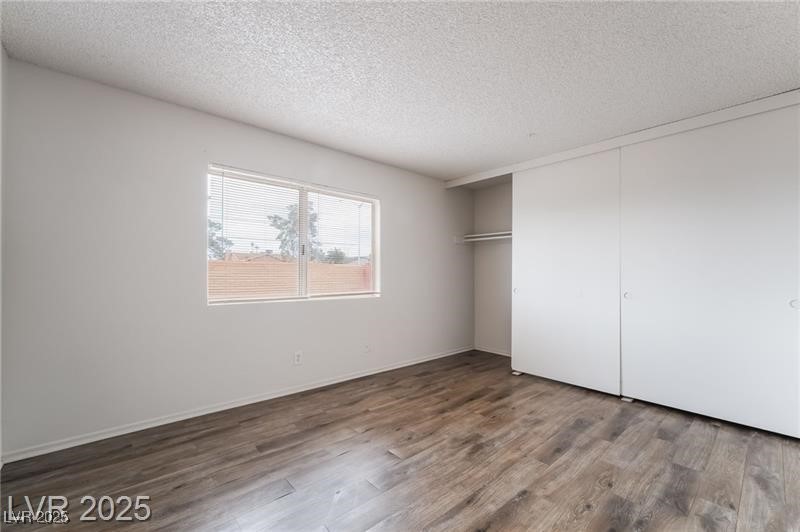 7285 Bridgeview Avenue Las Vegas, NV 89147 - Photo 15 of 33