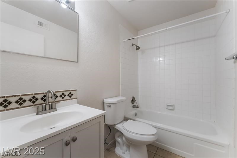 7285 Bridgeview Avenue Las Vegas, NV 89147 - Photo 27 of 33