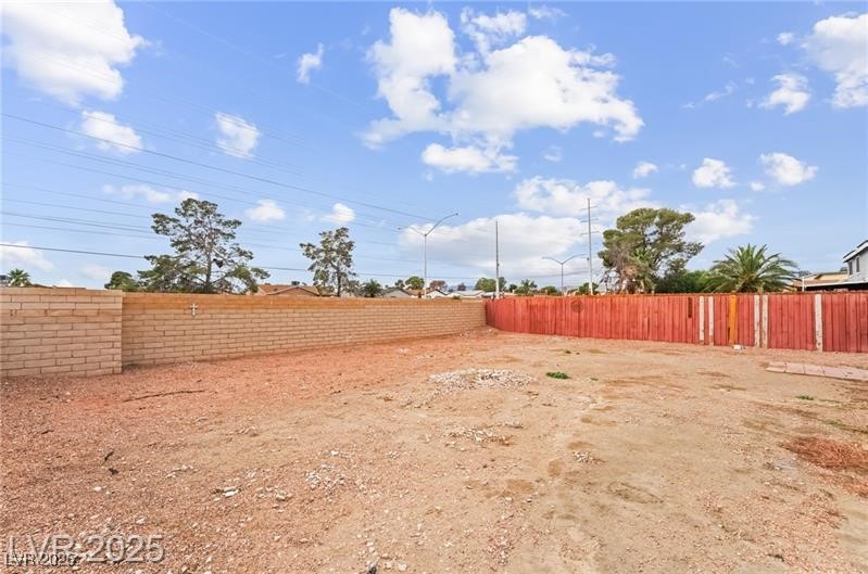7285 Bridgeview Avenue Las Vegas, NV 89147 - Photo 32 of 33