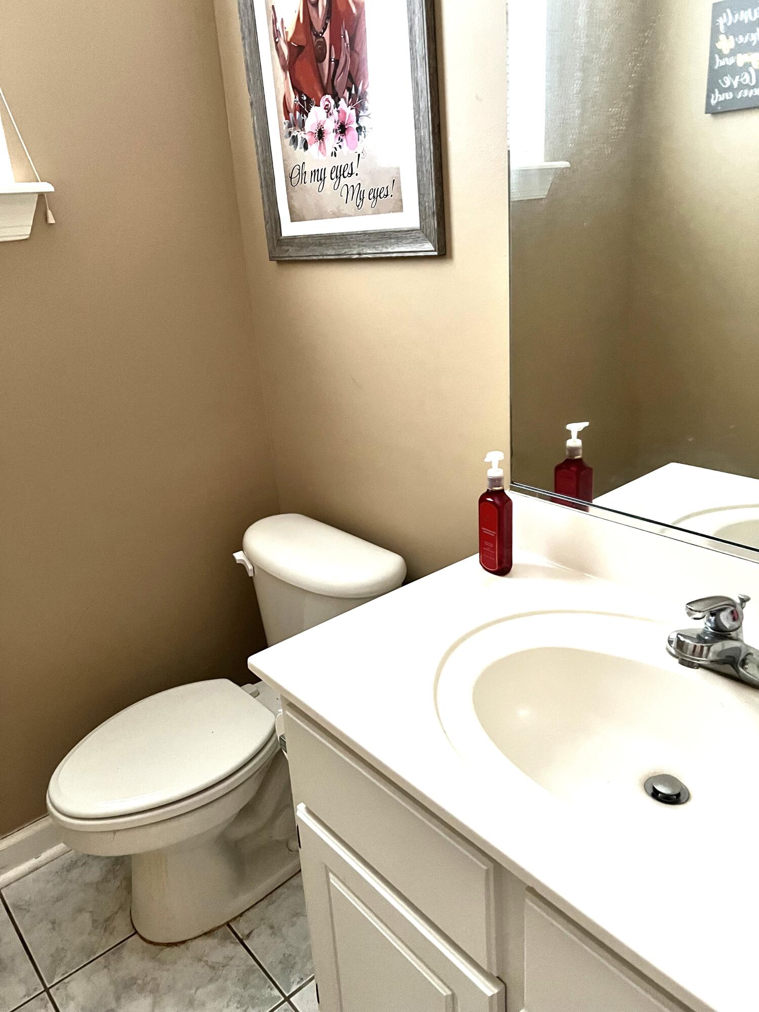 832 Prairie Lane Evans, GA 30809 - Photo 14 of 26 832 Prairie half bath