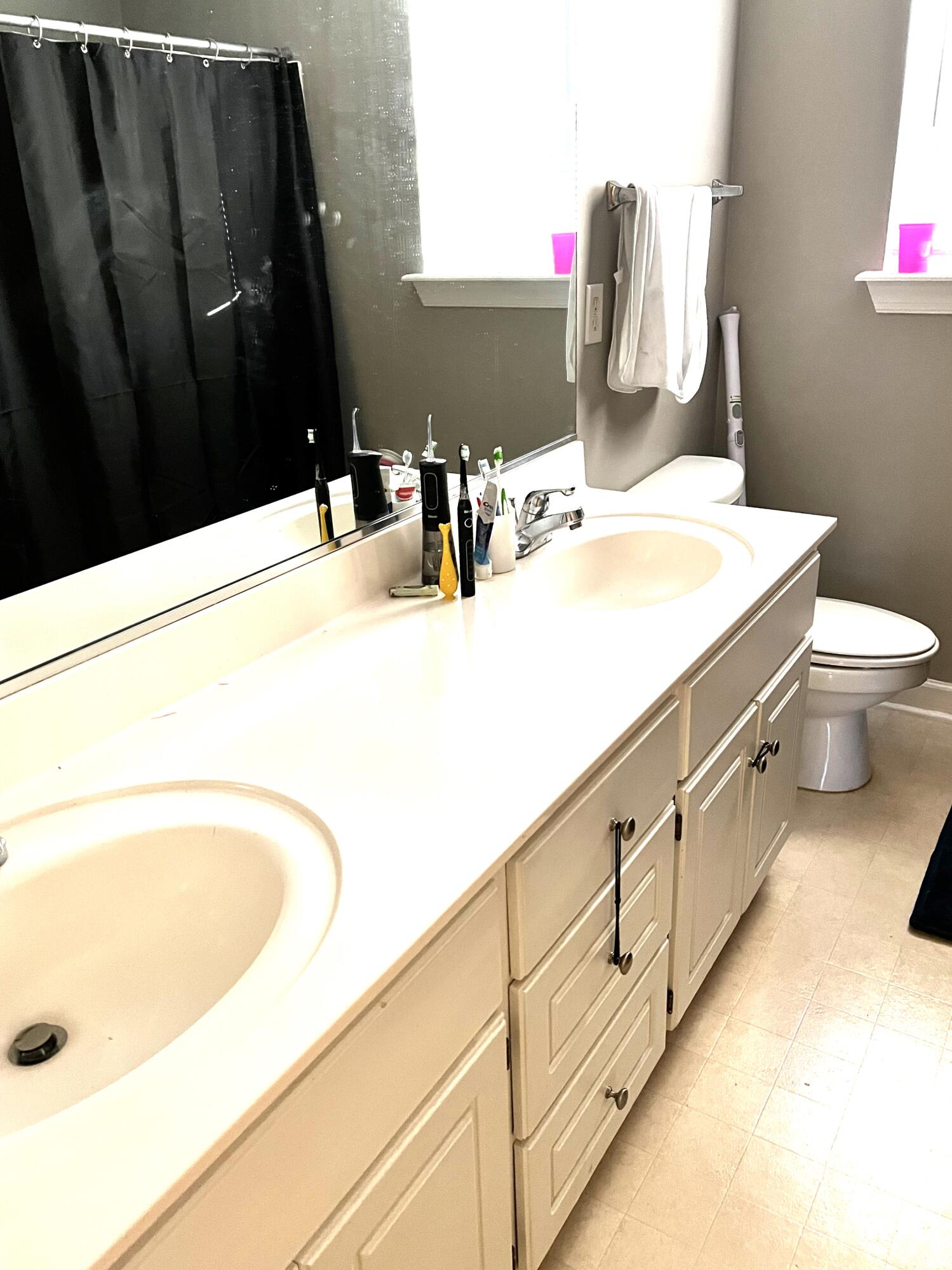 832 Prairie Lane Evans, GA 30809 - Photo 19 of 26 832 Prairie hall bathroom