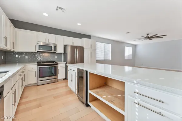 $3,500 | 2267 Alanhurst Drive, Henderson, NV 89052