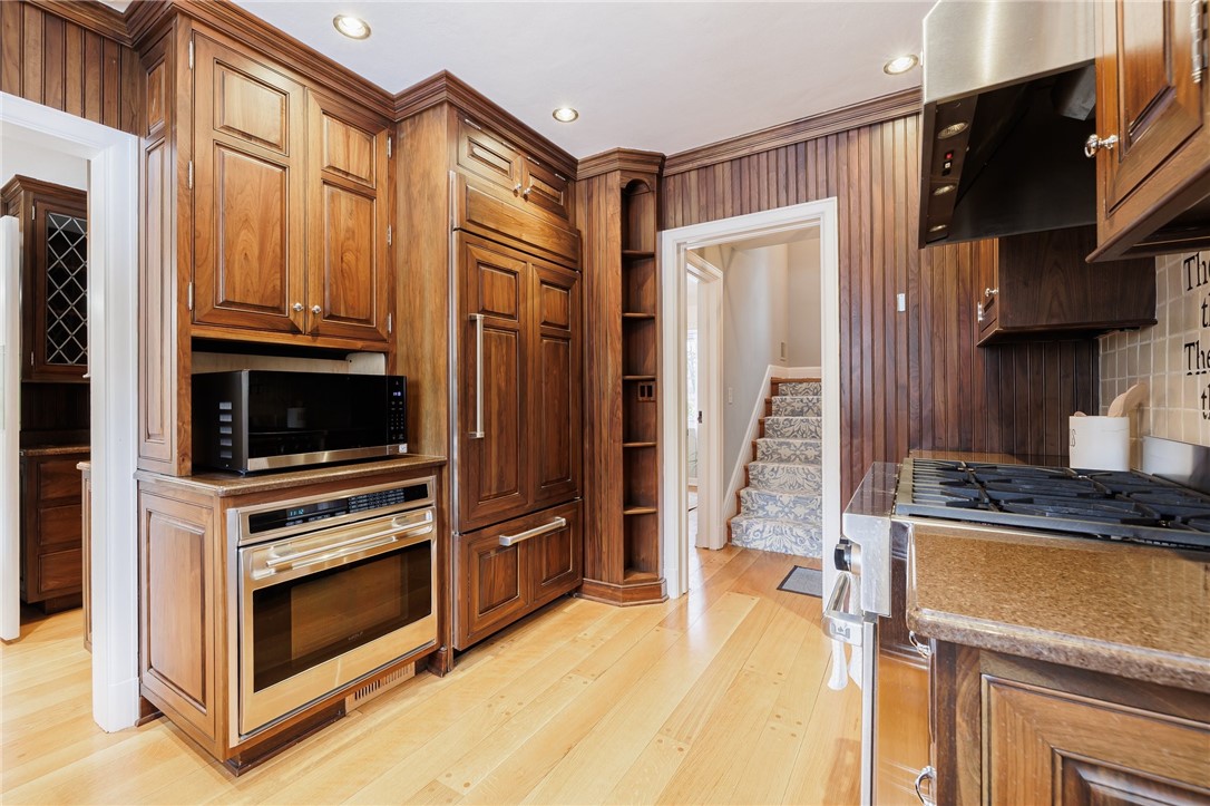 1 Grosvenor Road Brighton, NY 14610 - Photo 21 of 50