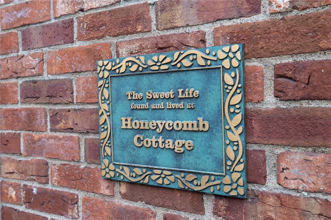 1 Grosvenor Road Brighton, NY 14610 - Photo 3 of 50