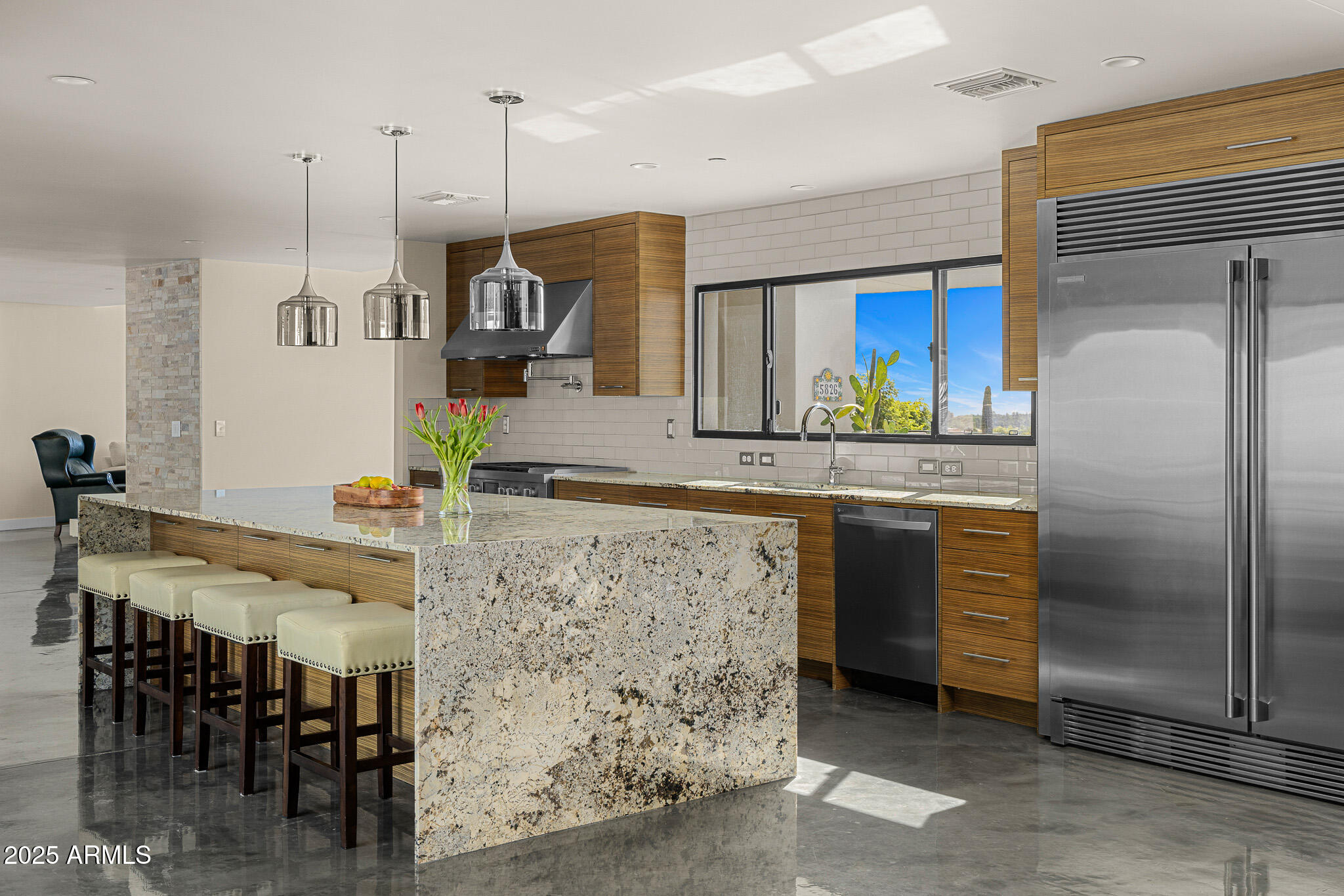 5826 East Indian Bend Road Paradise Valley, AZ 85253 - Photo 11 of 58 06kitchen4