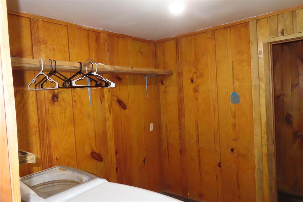 99 Lafayette 215 Road Taylor, AR 71861 - Photo 15 of 18 a view of walk in closet