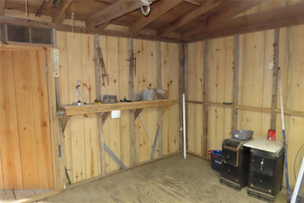 99 Lafayette 215 Road Taylor, AR 71861 - Photo 18 of 18 a room with table and chairs