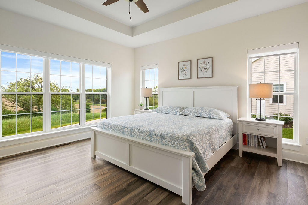 1386 Overlook Circle Hartland, WI 53029 - Photo 36 of 56 IMG_1025