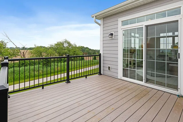 $769,000 | 1386 Overlook Circle, Hartland, WI 53029