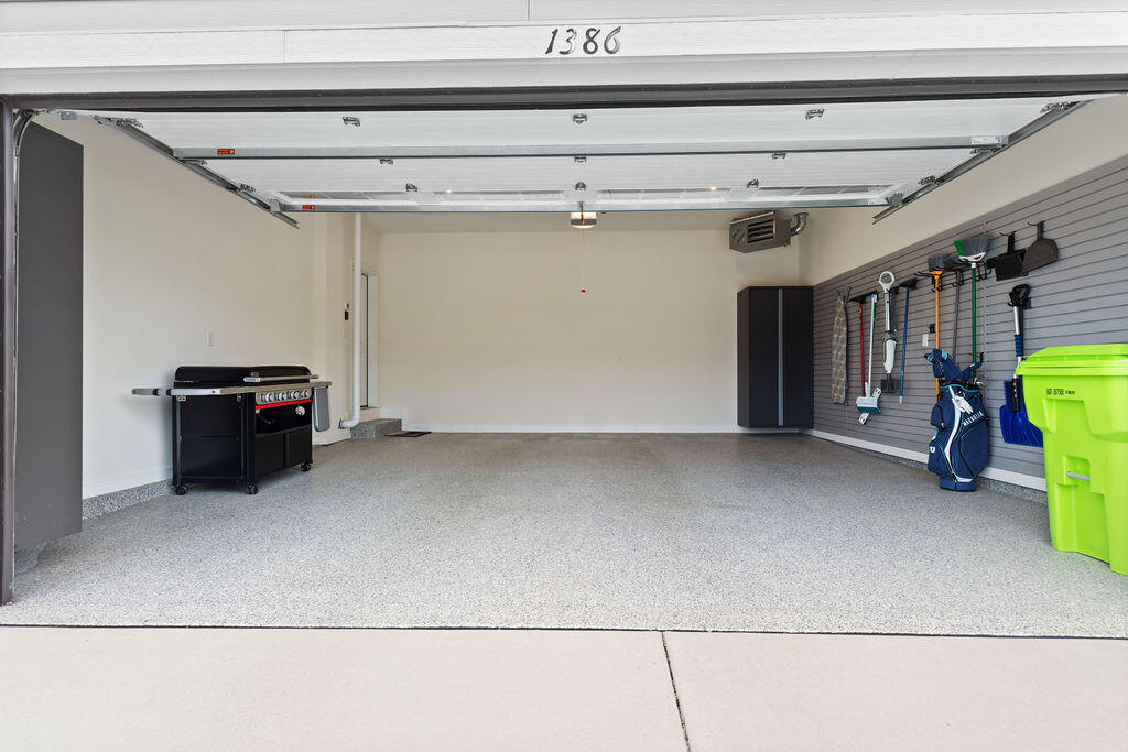 1386 Overlook Circle Hartland, WI 53029 - Photo 55 of 56 IMG_0908