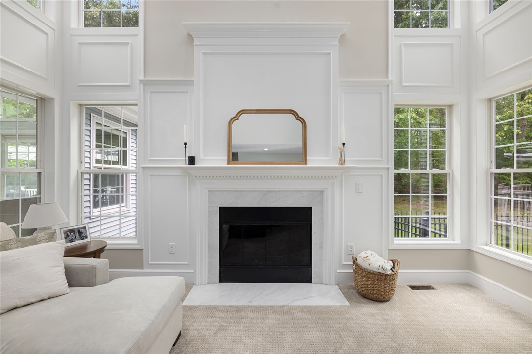 322 Sleepy Hollow Farm Road Warwick, RI 02886 - Photo 6 of 43 Gallery Image 6