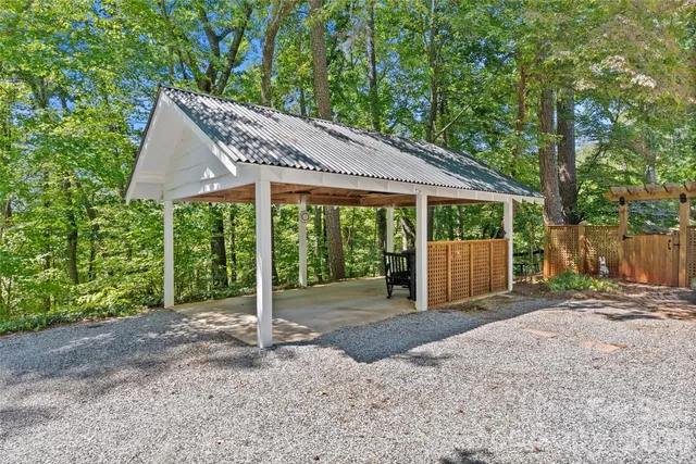 $944,500 | 566 Canebrake Road, Tryon, NC 28782