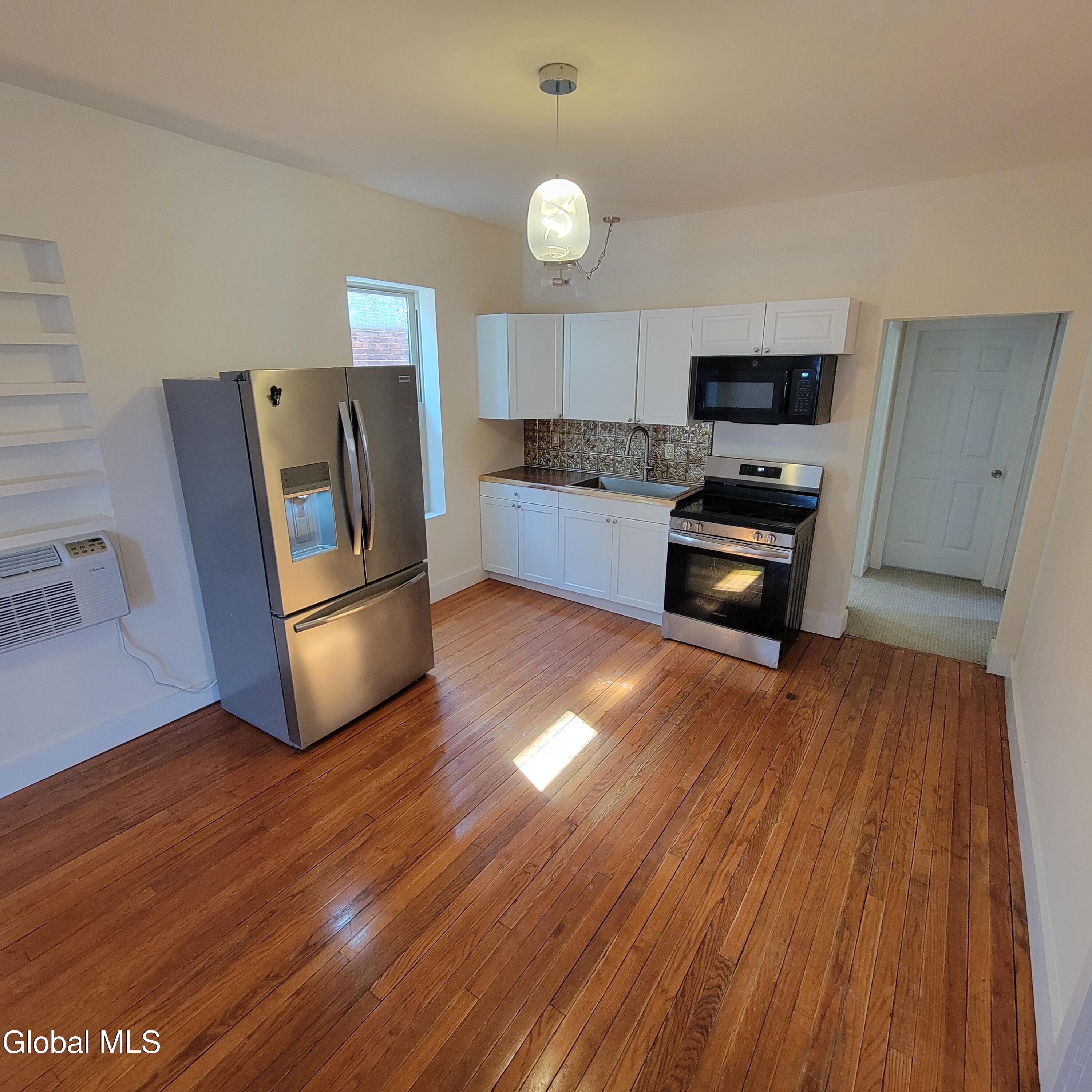 762 Eastern Avenue Schenectady, NY 12308 - Photo 5 of 20 20260408_105231