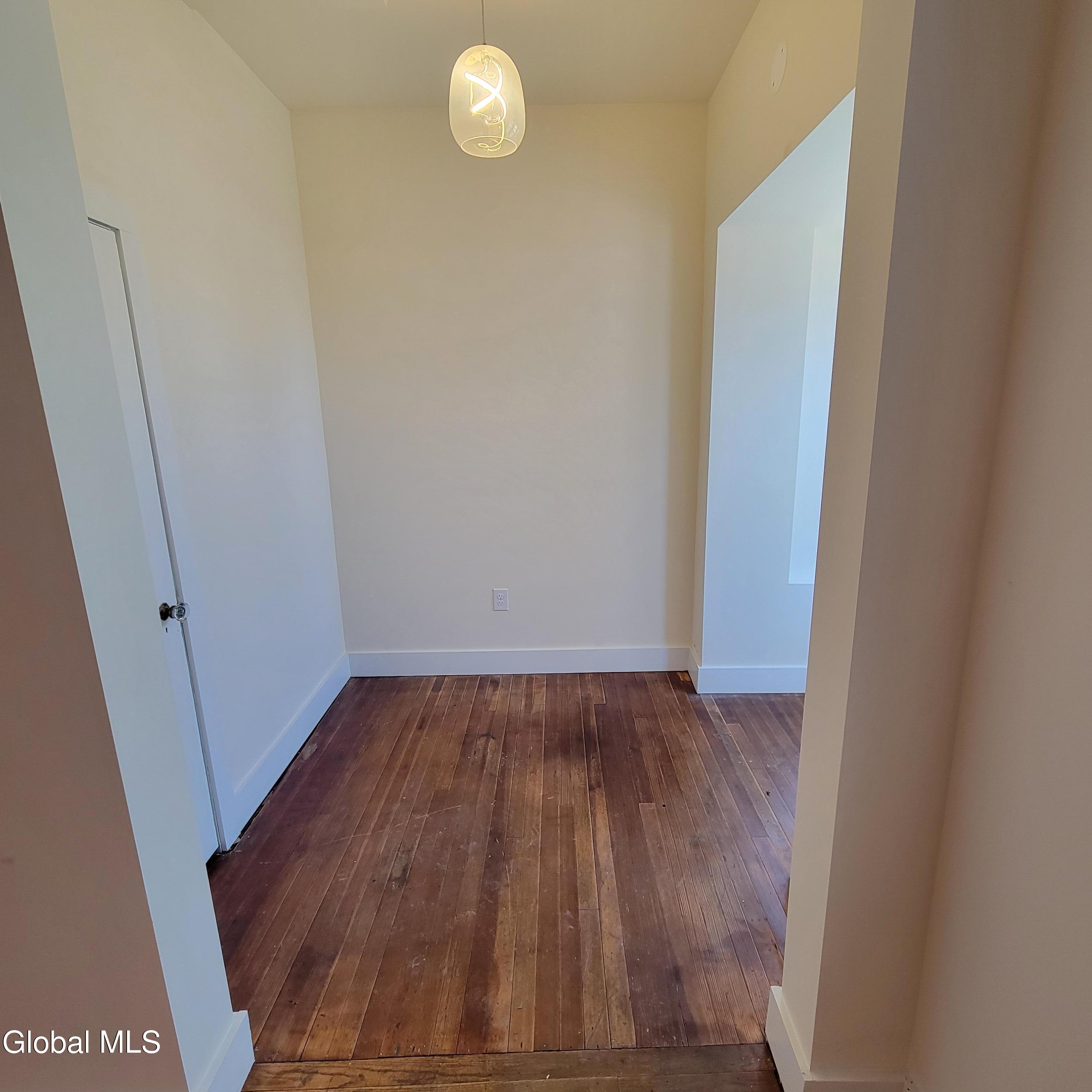 762 Eastern Avenue Schenectady, NY 12308 - Photo 10 of 20 20260408_105808