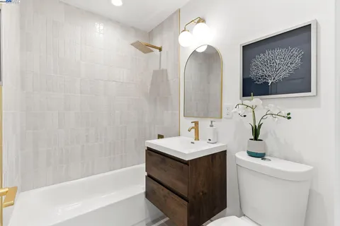 $1,949,000 | 100-102 Byrne Street, Daly City, CA 94014