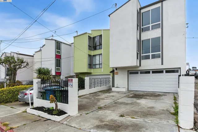 $1,949,000 | 100-102 Byrne Street, Daly City, CA 94014