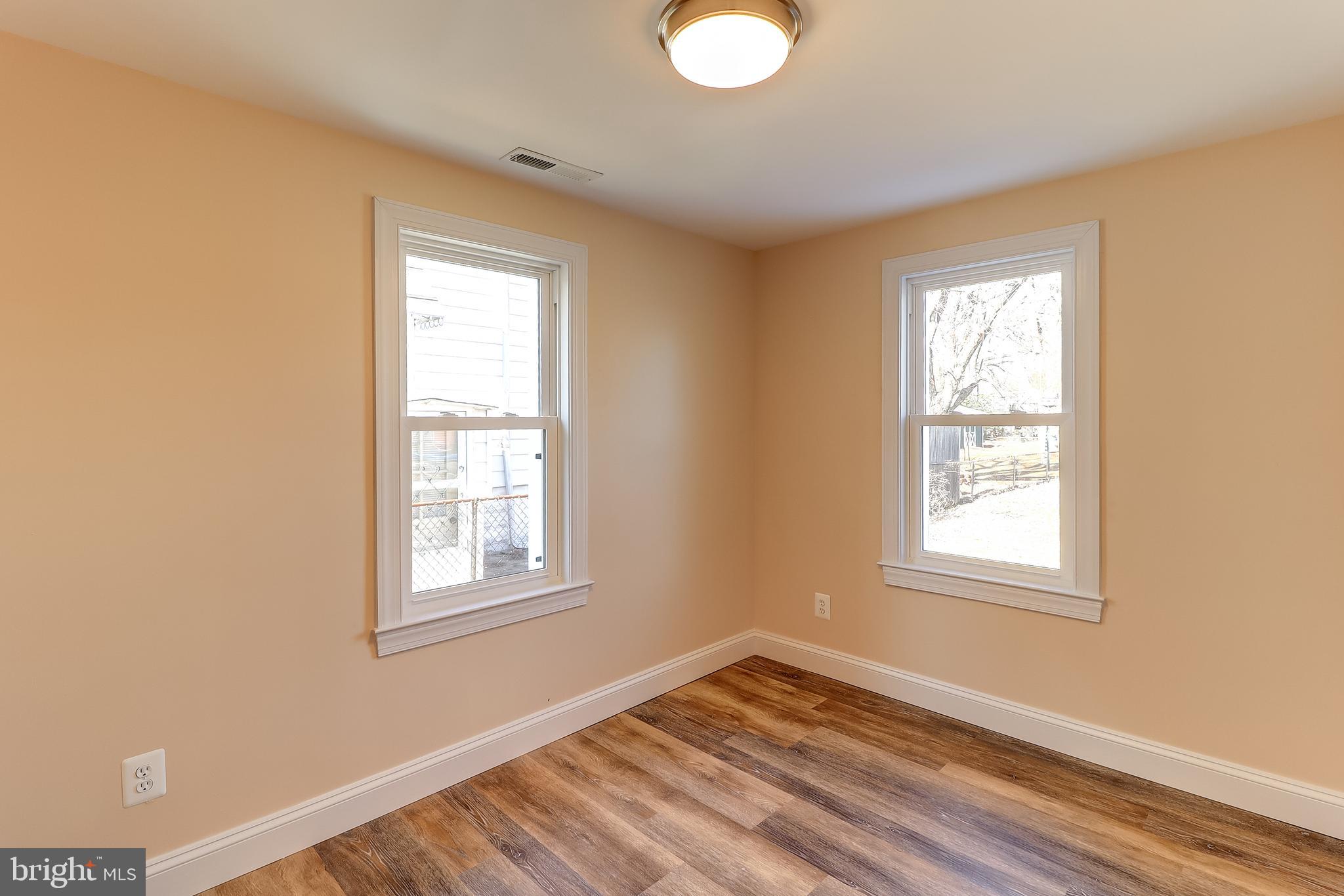 323 Homberg Avenue Baltimore, MD 21221 - Photo 18 of 30 Bedroom 2- Plenty of Natural Light
