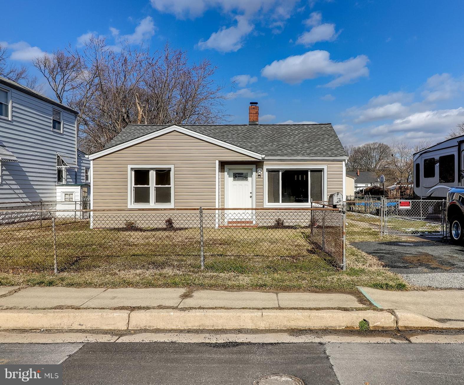 323 Homberg Avenue Baltimore, MD 21221 - Photo 26 of 30 Front View- New Roof 2019