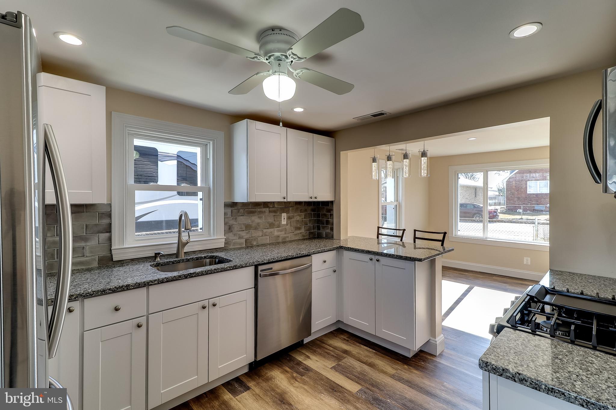 323 Homberg Avenue Baltimore, MD 21221 - Photo 5 of 30 New Kitchen Appliances