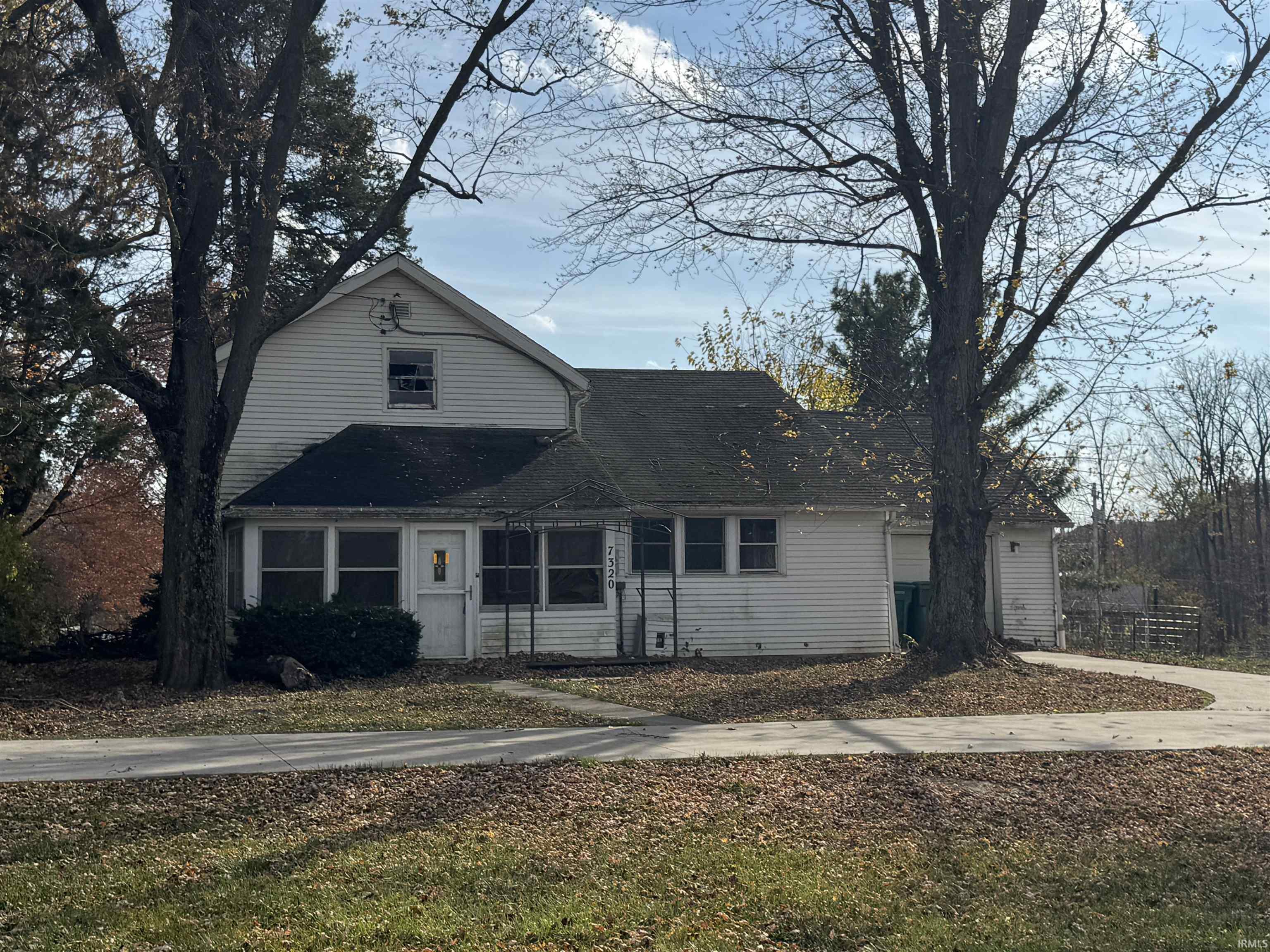 7320 Hosler Road Leo, IN 46765 - Photo 1 of 18