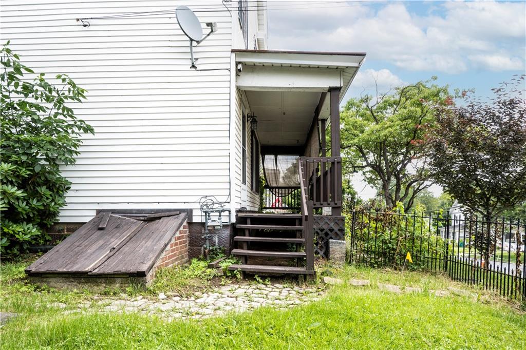1593 Philadelphia Street Indiana, PA 15701 - Photo 4 of 23