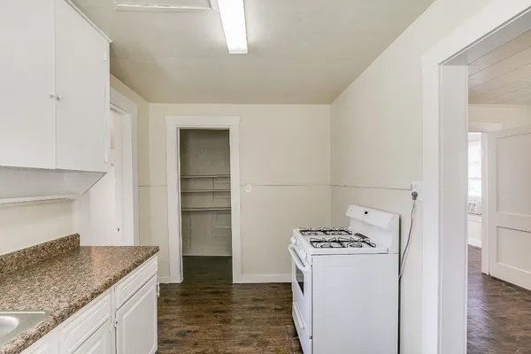 $895 | 8402 Brockton Street, Houston, TX 77017