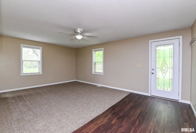 $164,900 | 114 Detweiler Avenue, Congerville, IL 61729