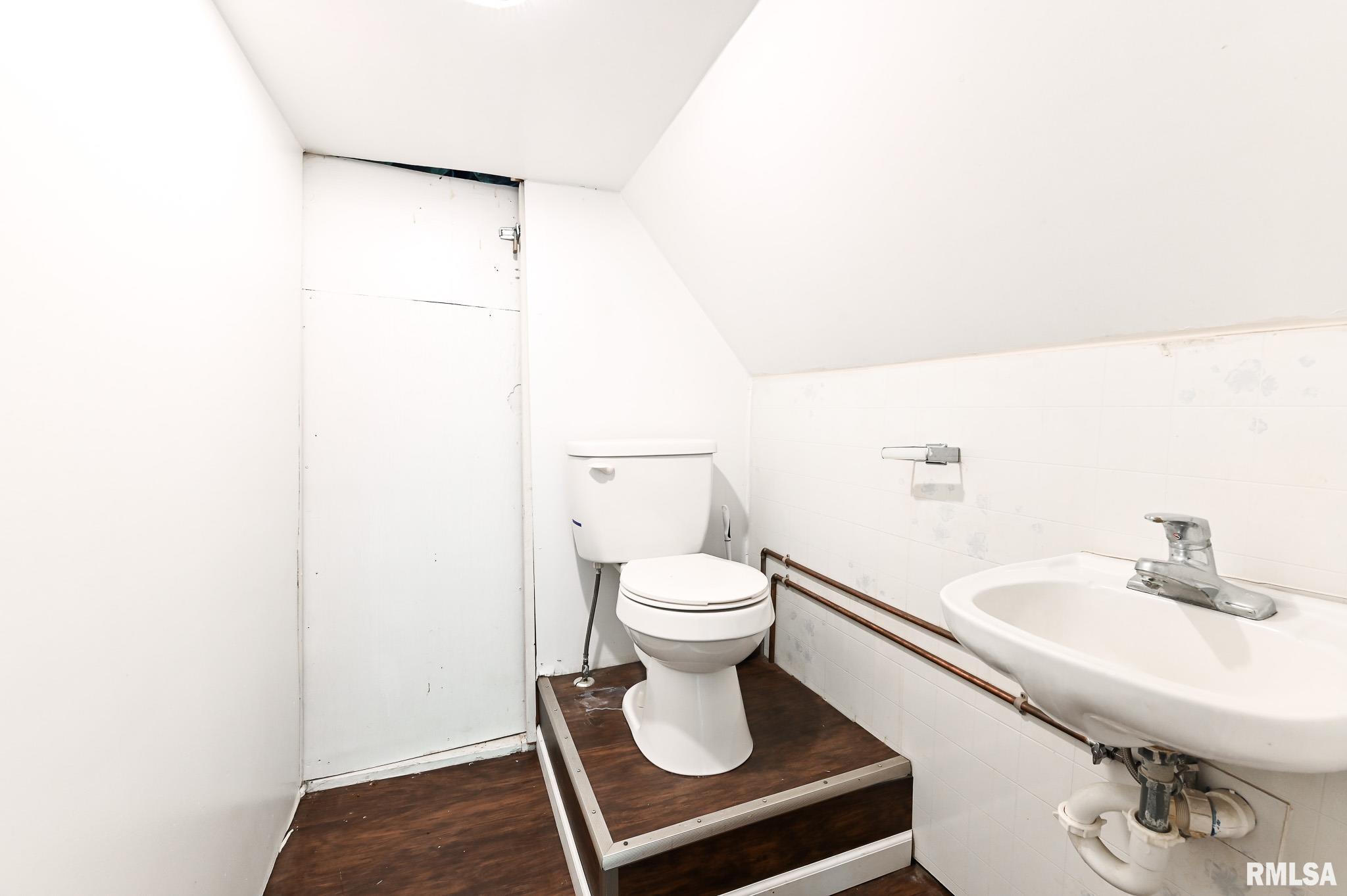 114 Detweiler Avenue Congerville, IL 61729 - Photo 29 of 32