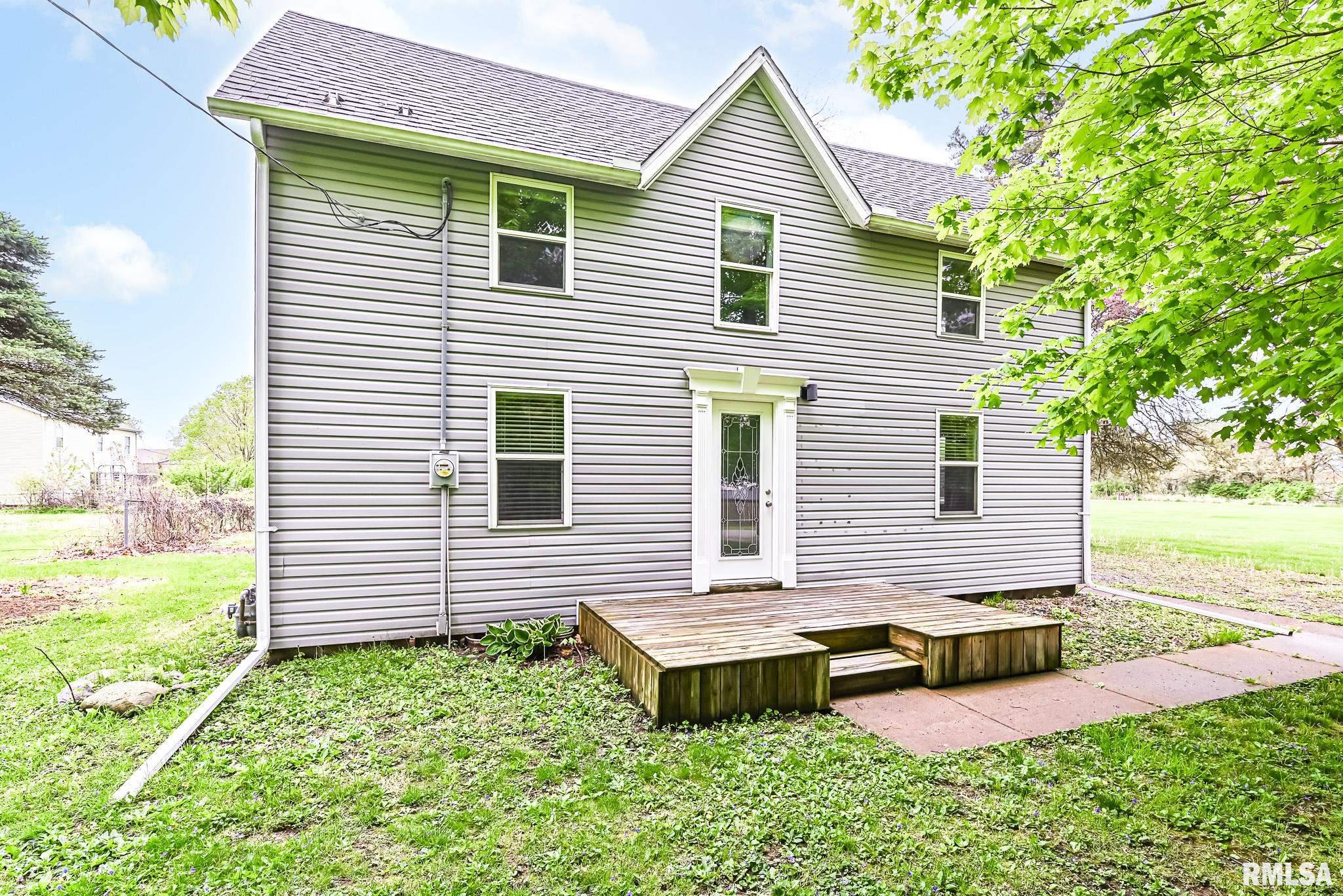 114 Detweiler Avenue Congerville, IL 61729 - Photo 6 of 32