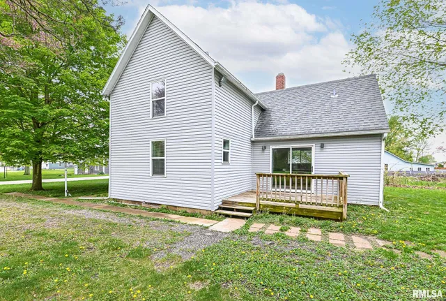 $164,900 | 114 Detweiler Avenue, Congerville, IL 61729