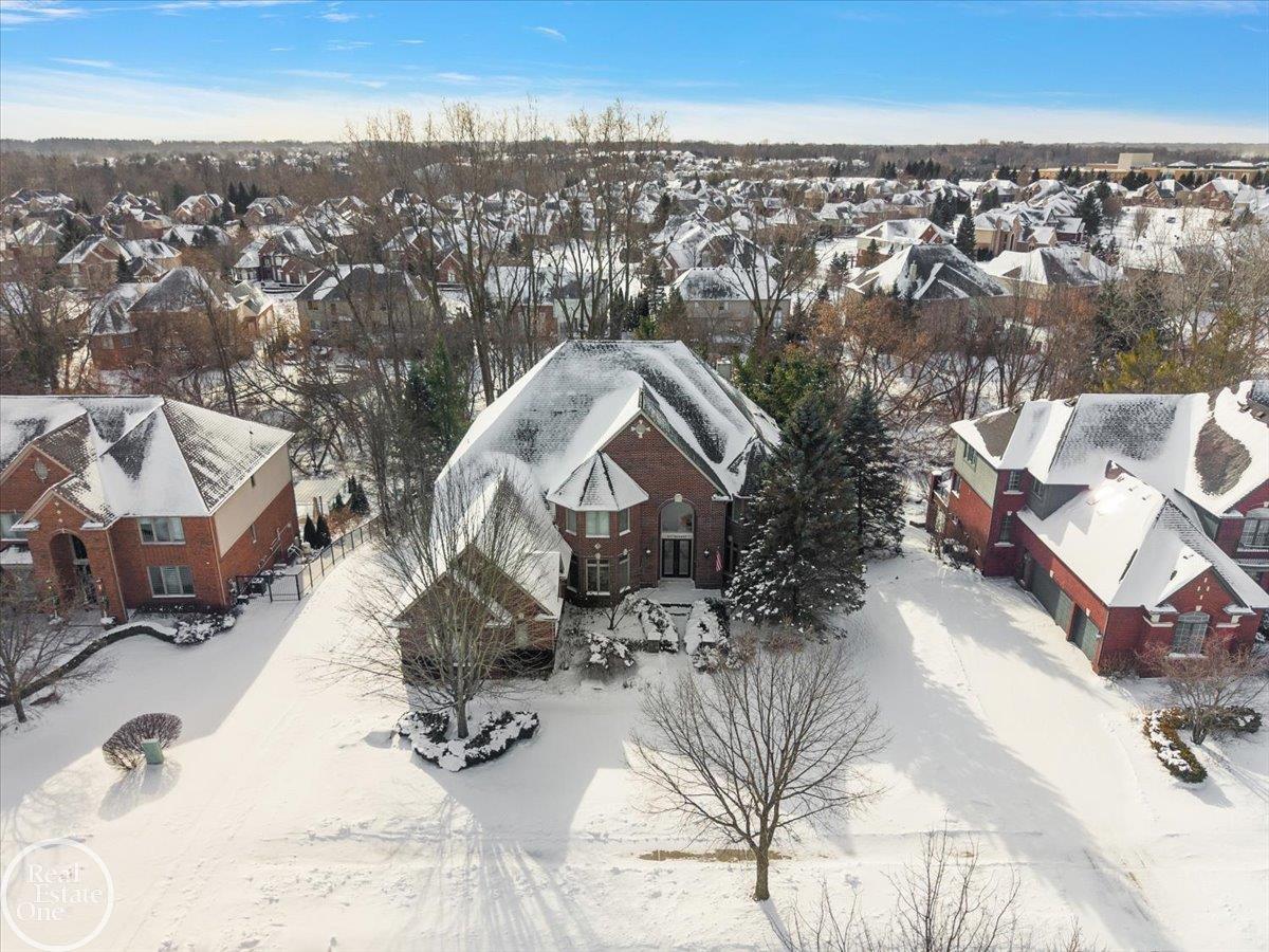 877 Quarry Drive Rochester Hills, MI 48306 - Photo 11 of 86