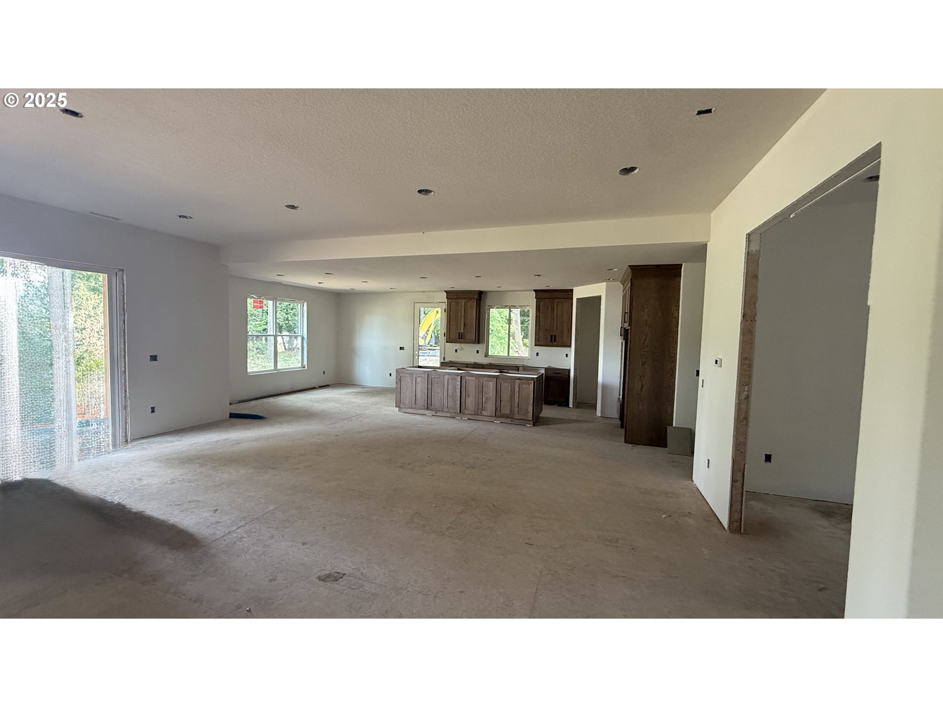 21385 Southeast Firwood Road Sandy, OR 97055 - Photo 11 of 13 a living room with furniture and window