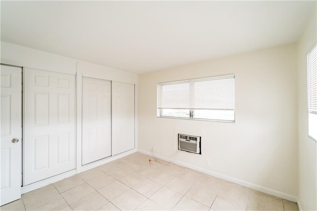 1251 West River Drive, Unit 8 Margate, FL 33063 - Photo 3 of 8 3