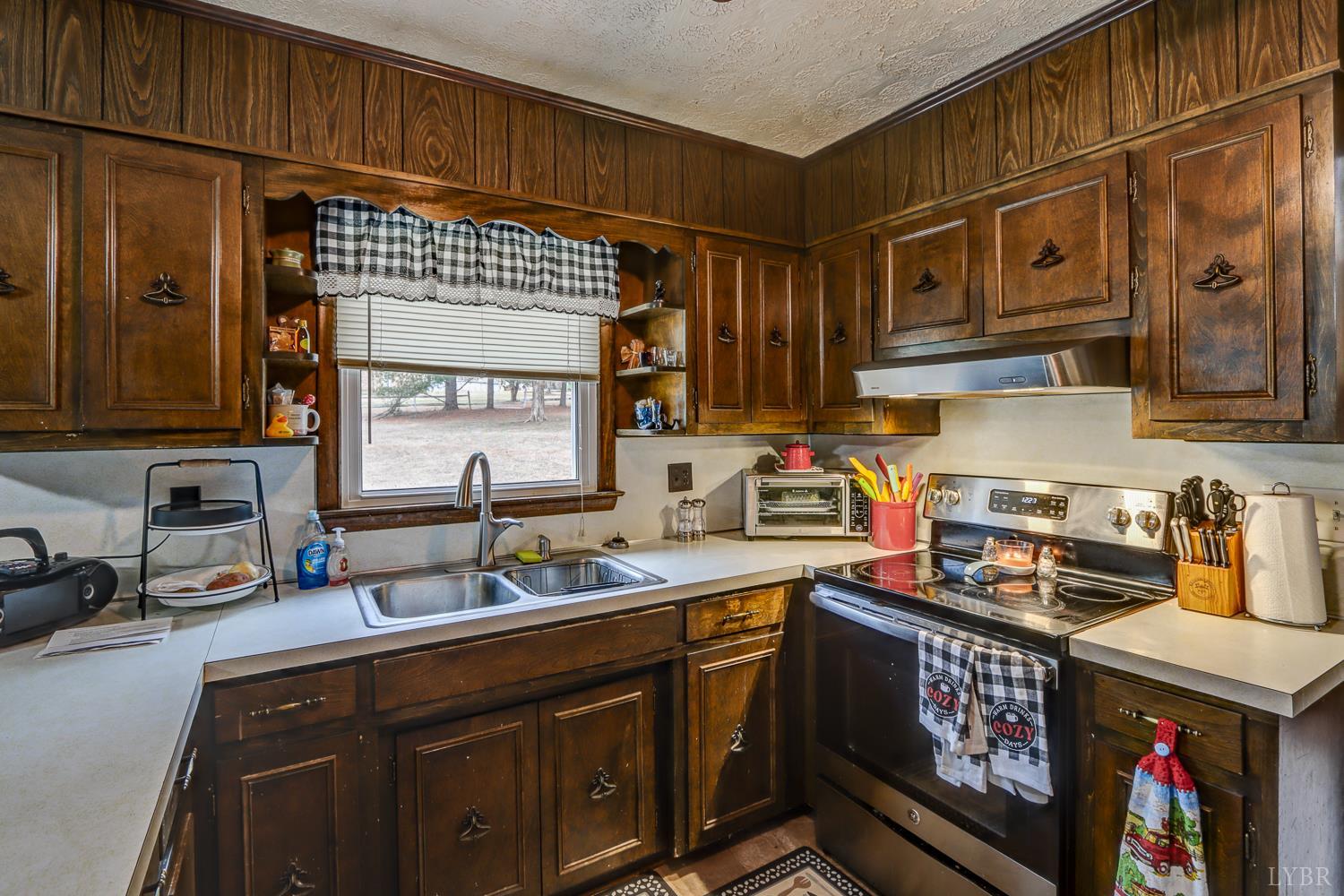 7143 Gladys Road Altavista, VA 24517 - Photo 12 of 48