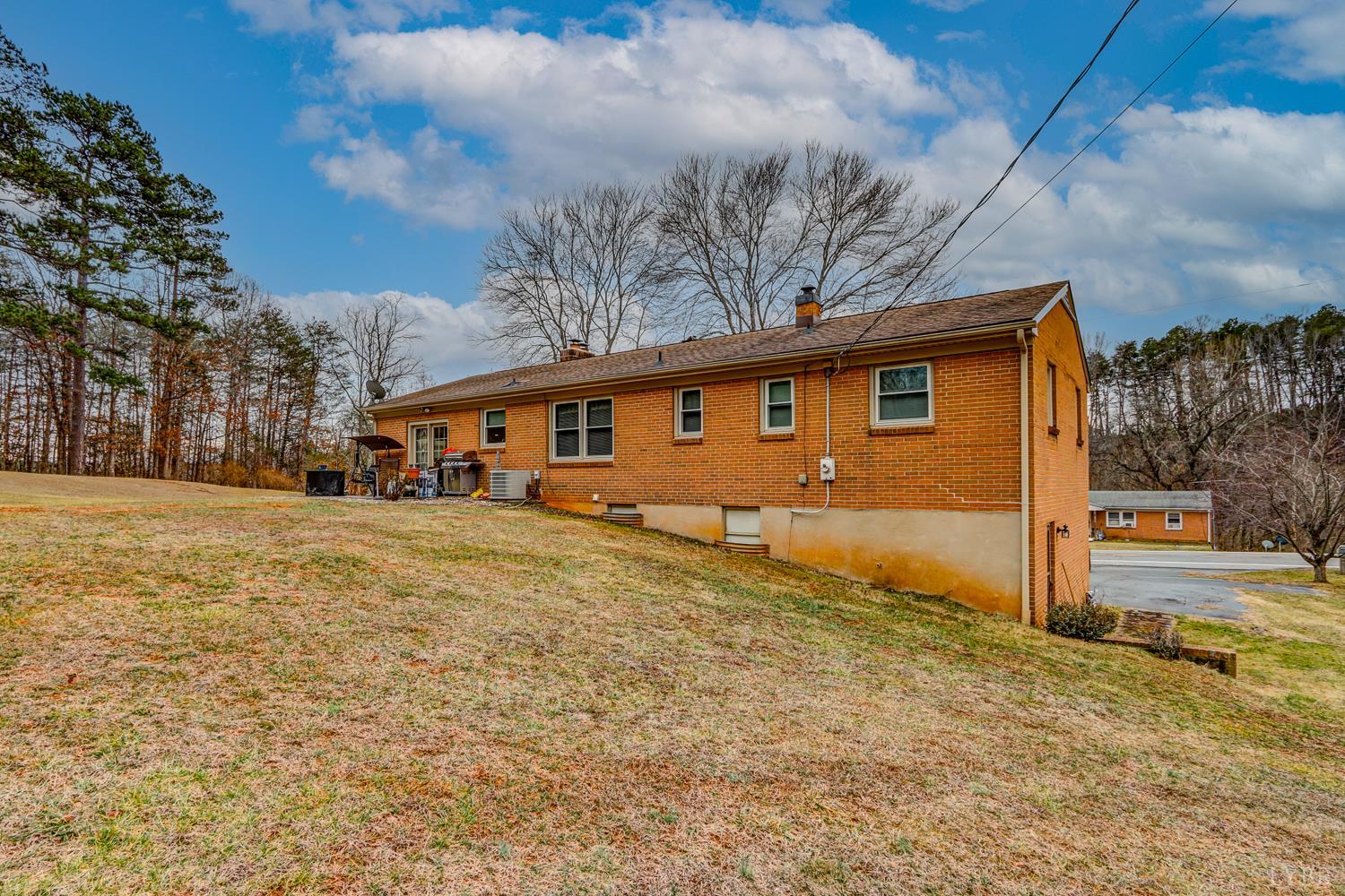 7143 Gladys Road Altavista, VA 24517 - Photo 46 of 48